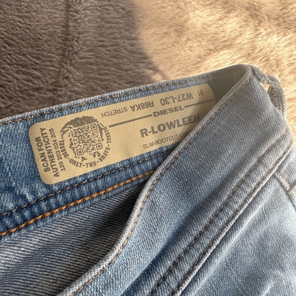 DIESEL R-LLOWLEEH SLIM BOOTCUT LOW WAIST JEANS - Picture 3 of 7